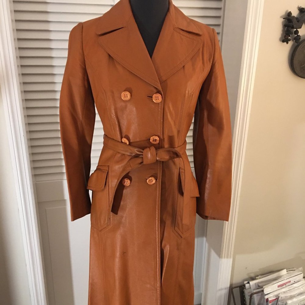 Vintage Saddle-colored Leather Trench Coat
